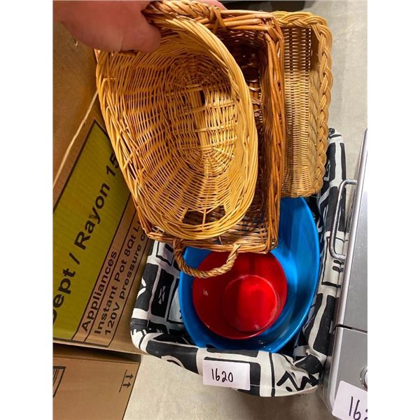 BOX LOT OF ASSORTED BASKETS