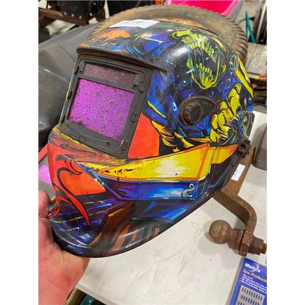 WELDING MASK / HELMET