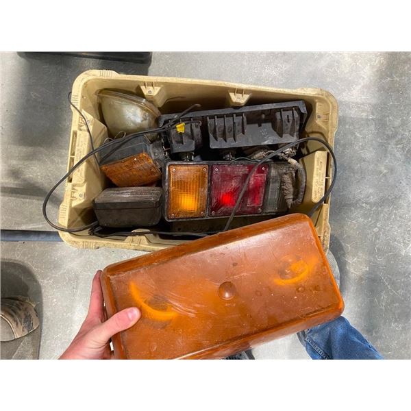 BOX LOT OF ASSORTED TAIL LIGHTS, ETC.