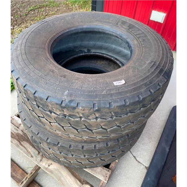 SET OF 2 MICHELIN 425/65 R22.5 TIRES