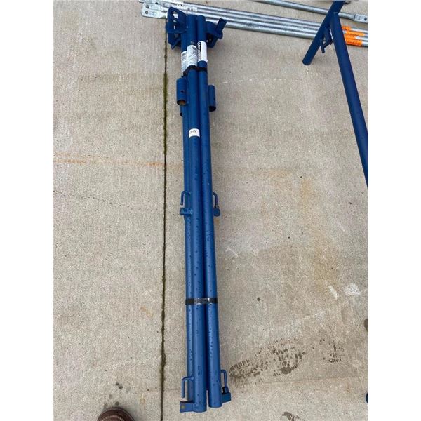 4 OF 5FT METALTECH GUARD RAIL POSTS