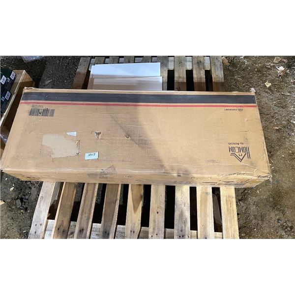 HOMCOM FURNITURE PIECE - MODEL NUMBER IN PIC