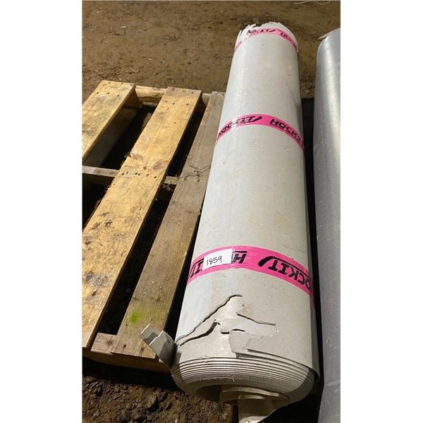 4FT ROLL OF RUBBER COMMERCIAL FLOORING - SOME ENDS DAMAGED