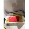 Image 1 : Oval 6.5 quart covered French oven