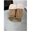Image 1 : Women's slippers size 7/8
