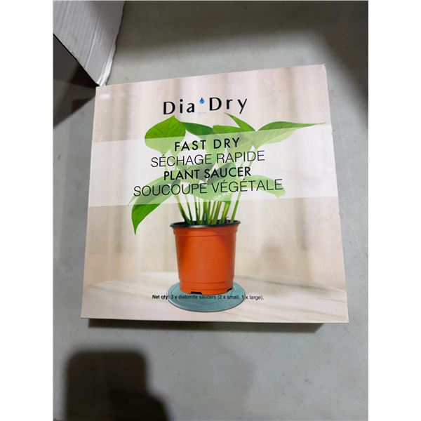 DIA/DRY fast, dry, plant saucer