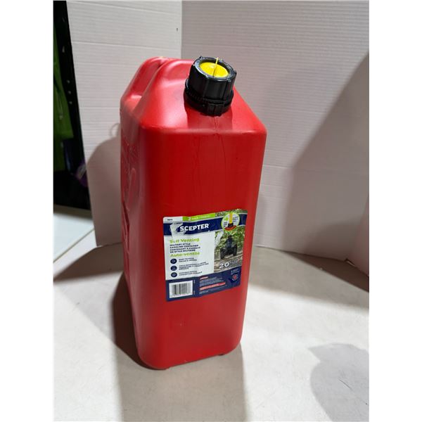 Fuel container, self venting
