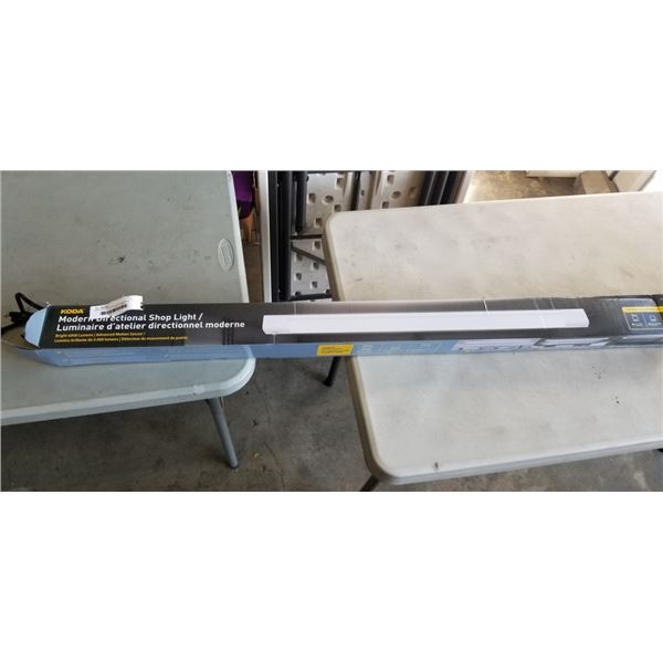 NEW KODS MODERN DIRECTIONAL SHOP LIGHT