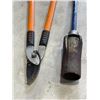 Image 2 : GARDEN PRUNERS AND TIGER TORCH