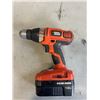 Image 5 : BLACK AND DECKER 18V DRILL WITH 2 BATTERIES AND CHARGER, WORKING