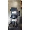 Image 3 : AS NEW HYDRAULIC LIFT PUMP