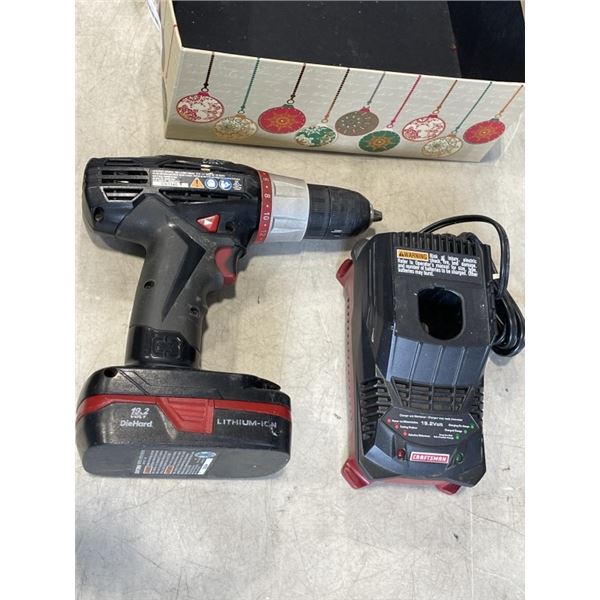 CRAFTSMAN 19.2 VOLT DRILL WITH BATTERY AND CHARGER, WORKING