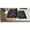 Image 1 : TRAY OF PLASTIC BULKHEAD FITTING AND TRAY OF BARBED TEA CONNECTORS