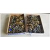 Image 1 : 2 TRAYS OF METAL FOUNTAIN SPOUTS