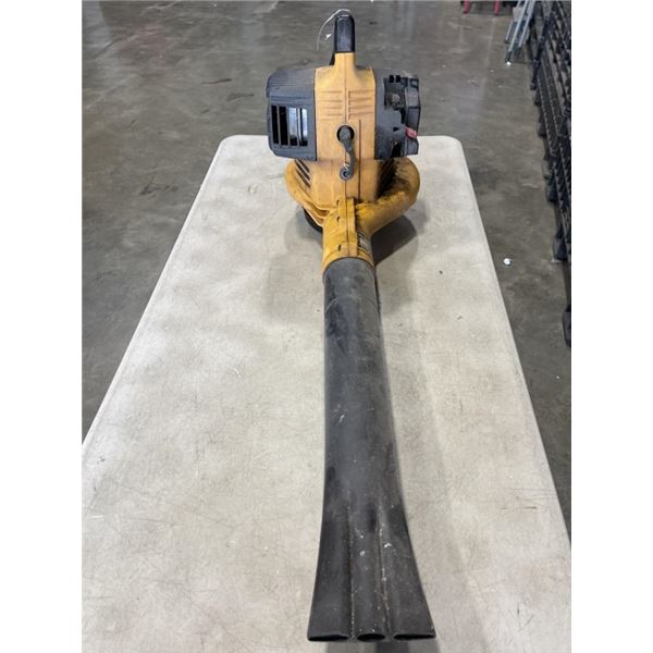 POULAN PRO BVM200 LE LEAF BLOWER. WORKING