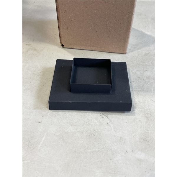 2 CASES PILLAR HOLDERS. 120 PCS PER CASE