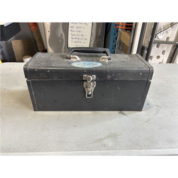 TOOLBOX WITH CONTENTS INCLUDING RATCHET SET, TAPE MEASURER ETC