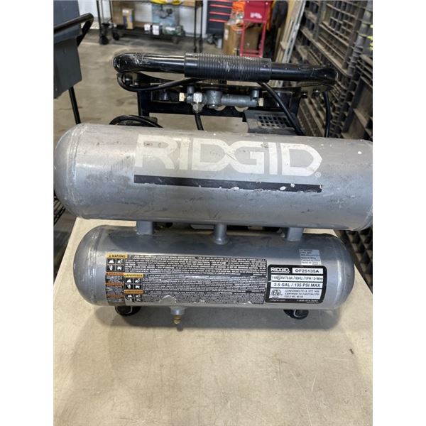 RIDGID 2.5 GAL, 135 PSI MAX TWIN TANK AIR COMPRESSOR