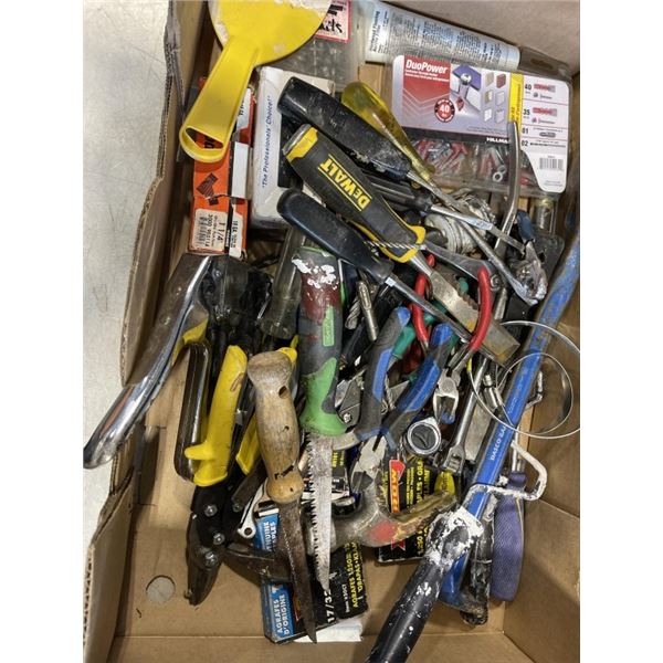 LARGE TRAY OF ASSORTED HAND TOOLS, STAPLER WITH STAPLES, WALL ANCHORS, CHISELS ETC
