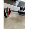 Image 3 : ULTRA LIGHTWEIGHT CORDLESS 21 VOLT WEED TRIMMER WITH TWO BATTERIES CHARGER AND FIVE NEW BLADES