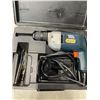 Image 4 : TRAY OF DEWALT ITEMS INCLUDING GRINDER, BATTERY, DUAL BAY CHARGER, HOLSTER, DRILL, HEATER ETC