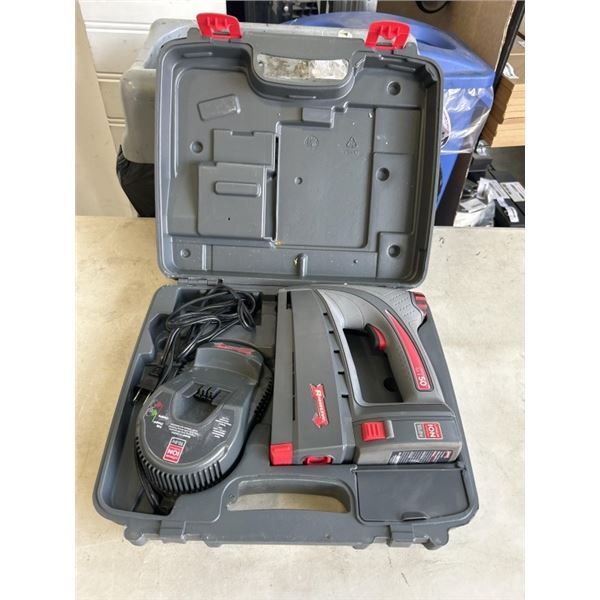 ARROW 10.8 VOLT LITHIUM CT50K CORDLESS STAPLER WITH BATTERY AND CHARGER