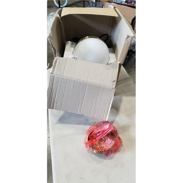 PENDANT LIGHT