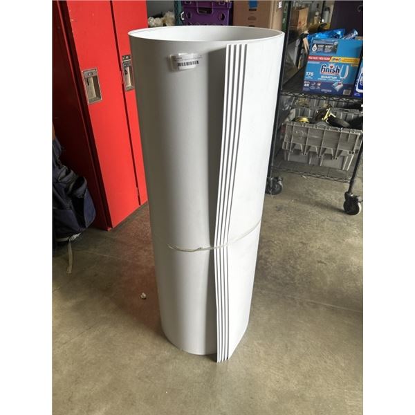 5 NEW 4FT X 8FT SMOOTH COATED PLASTIC SHEETING