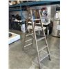 Image 1 : 6 FOOT WOOD A FRAME LADDER