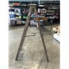 Image 3 : 6 FOOT WOOD A FRAME LADDER