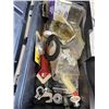 Image 3 : 1 TOOLBOX AND 1 FISHING BOX