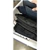 Image 3 : 40 DOUBLE SCUBA WEIGHT CARRY BAGS IN LANDRY BASKET