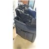 Image 2 : CAR COVER FOR CHRYSLER 300 AND PACKING BLANKET IN TOTE