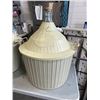 Image 2 : 2 CARBOYS