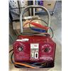 Image 2 : K TOOL INTERNATIONAL 6/12 VOLTS BATTERY CHARGER/TESTER. 100/80 AMPERES. WORKING