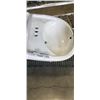 Image 3 : WHITE 2PC PORCELAIN VANITY SINK