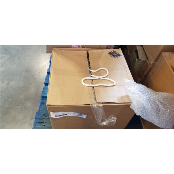 NEW WHITE POLY ROPE, WELL OVER 500FT