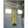 Image 1 : DOUBLE HALOGEN WORKLIGHT ON TRIPOD, WORKING