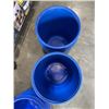 Image 2 : 4 SMALL BLUE BARRELS. NO LIDS