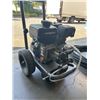 Image 5 : BE POWER EASE PRESSURE WASHER. 3400 PSI. COMES WITH 50 FOOT HOSE & WAND. WORKING
