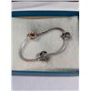 Image 3 : VINTAGE 925 STERLING SILVER AND GOLD PANDORA BRACELET