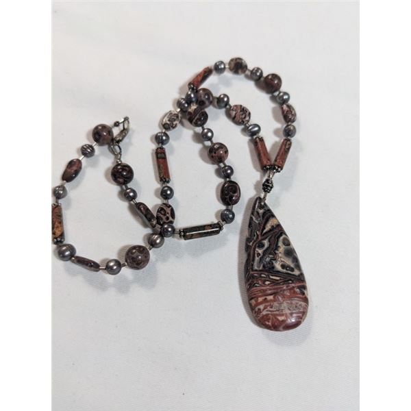 STERLING SILVER JASPER STONE BEADS AND BLACK PEARLS NECKLACE