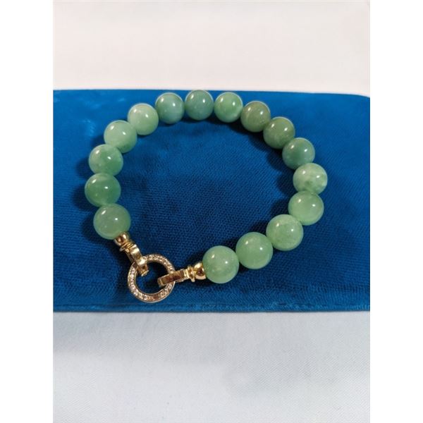 GREEN JADE W/ GOLD TONE CLOSURE BRACELET