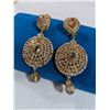 Image 2 : PAIR OF VINTAGE CRYSTAL RHINESTONES DANGLE EARRINGS