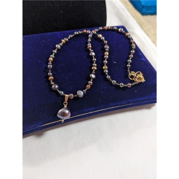 GENUINE BLACK PEARLS NECKLACE W/ PENDANT