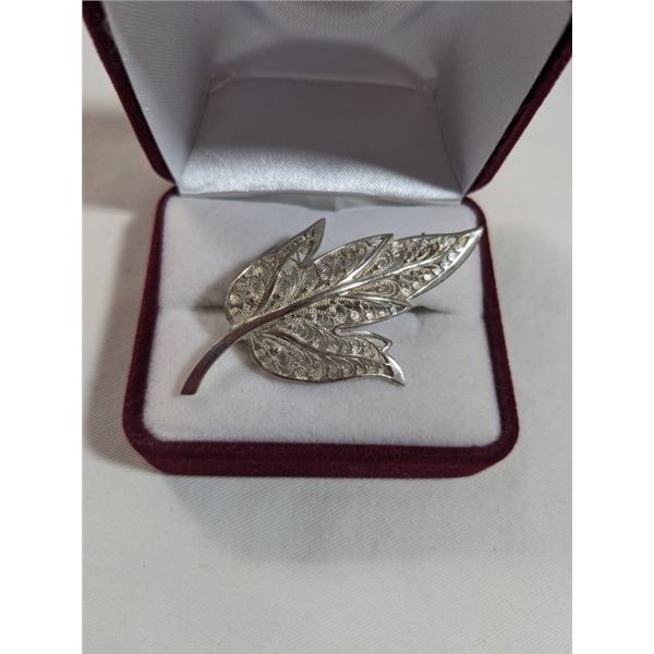 HAND CRAFTED 835 SILVER BROOCH