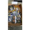 Image 1 : 33 PACKS OF UNOOPENED POKEMON CARDS AND MAGIC CARD PACKS