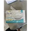 Image 4 : 16 BARS DOVE MOISTURIZING CREAM AND 4 CARO HOME COTTON TOWELS