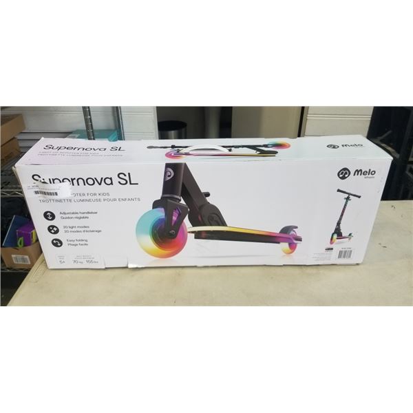 SUPER NOVA SL LIGHT-UP SCOOTER FOR KIDS