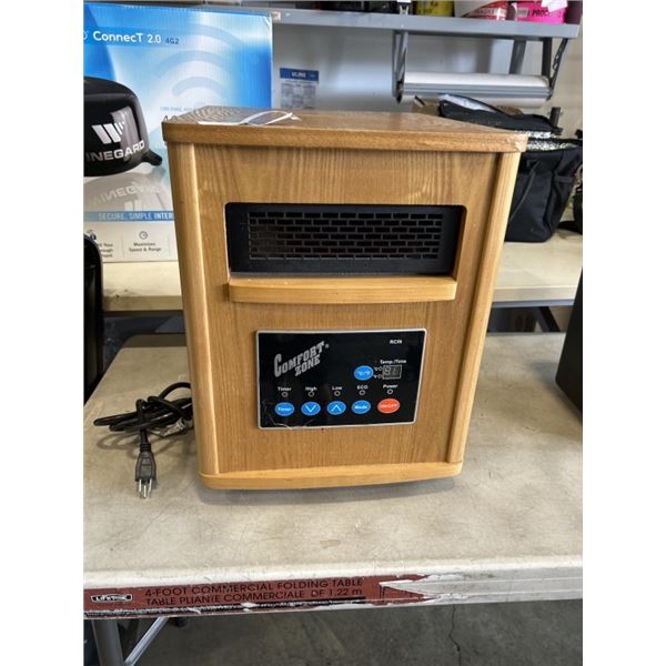 COMFORT ZONE WOOD-CABINET INFRARED QUARTZ SPACE HEATER. WORKING